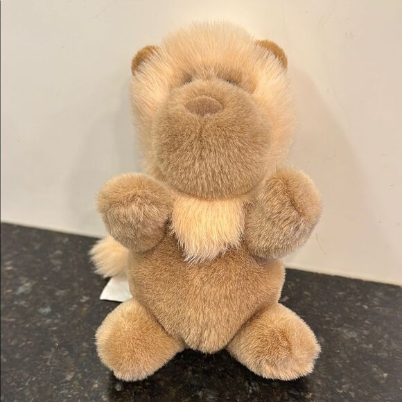 Vintage GUND Lion Brutus (8inch) Plush Toy Short Mane Light Brown - Picture 1 of 9